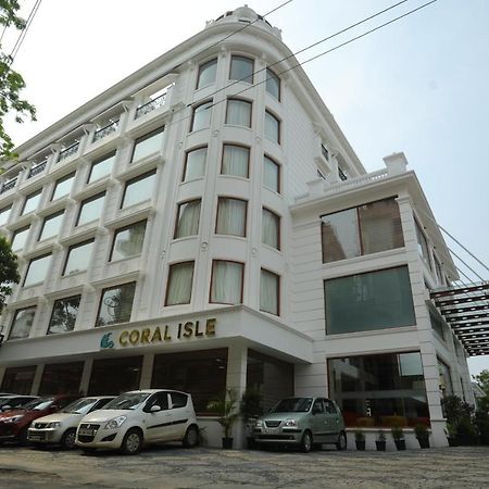 Coral Isle Hotel Kochi Buitenkant foto