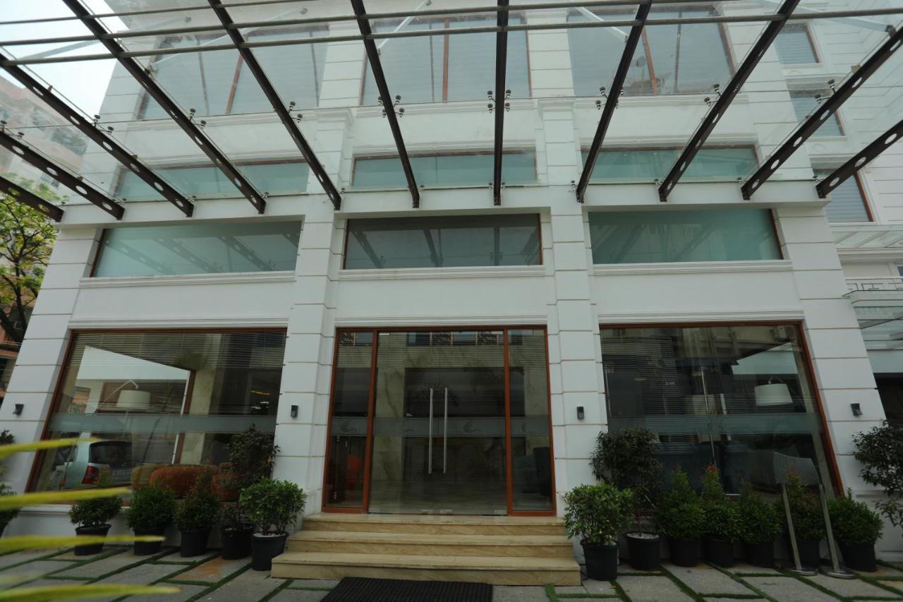 Coral Isle Hotel Kochi Buitenkant foto